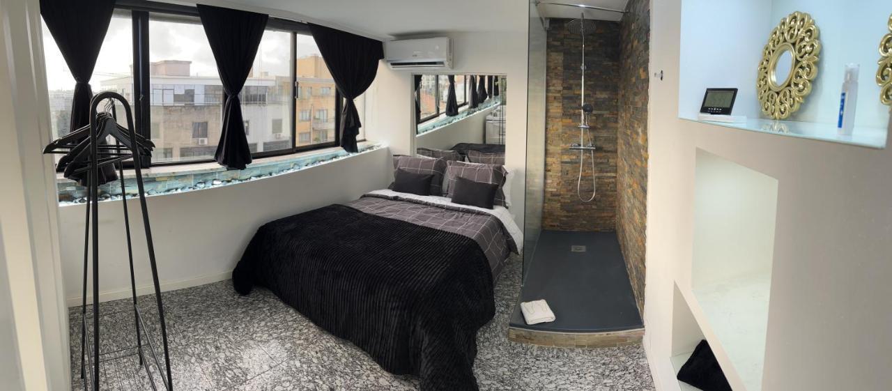Modern Room With Indoor Shower Near The River - Quarto Moderno Com Duche Interior Proximo Da Ribeira Βίλα Νόβα ντε Γκάια Εξωτερικό φωτογραφία